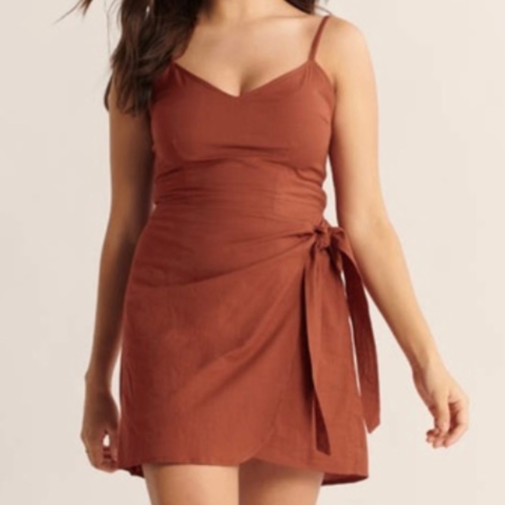 Abercrombie Wrap Mini